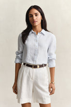 Carregar imagem no visualizador da galeria, Camisa de linho às riscas regular fit Gant - Ref. 4300621
