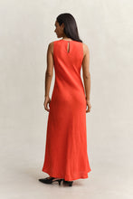 Carregar imagem no visualizador da galeria, Vestido em linho com corte enviesado Gant - Ref. 4503525

