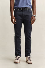 Carregar imagem no visualizador da galeria, Calças Desert slim fit

