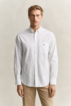 Carregar imagem no visualizador da galeria, Camisa em popelina Classic regular fit
