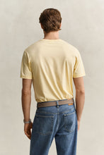 Carregar imagem no visualizador da galeria, T-shirt Shield regular fit
