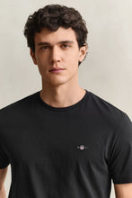 Carregar imagem no visualizador da galeria, T-shirt Shield regular fit
