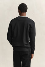 Carregar imagem no visualizador da galeria, Sweatshirt com decote redondo Shield
